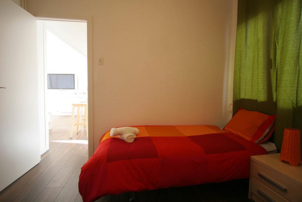 Near Clot & Sagrada Familia Apartment Barcelona Exterior photo